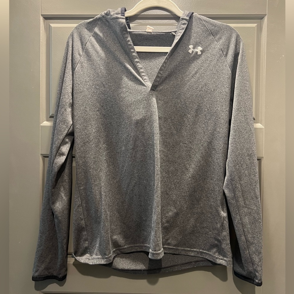 Under Armour Pullover with hood - gray size Medium